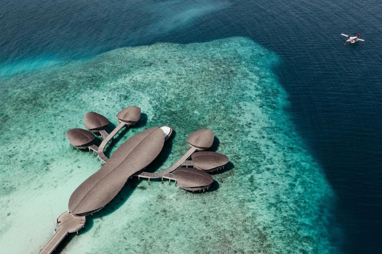 The St. Regis Maldives Vommuli Resort – photo 3
