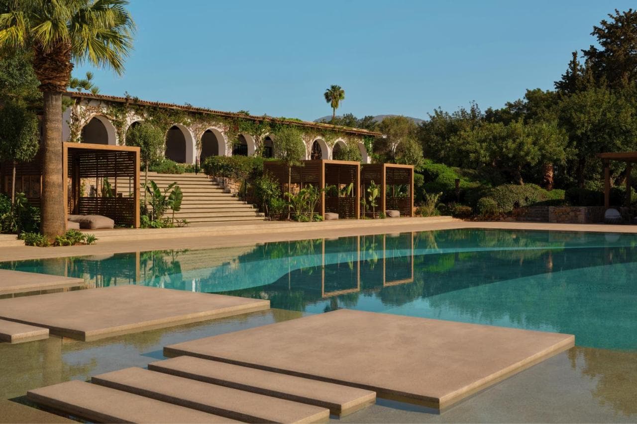 Minos Beach Art Hotel, a Member of Design Hotels – photo 2