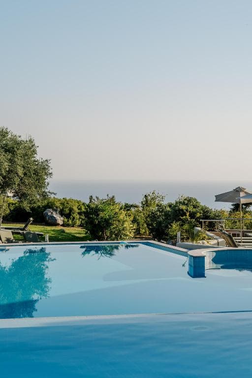 Village Heights Resort – photo 2